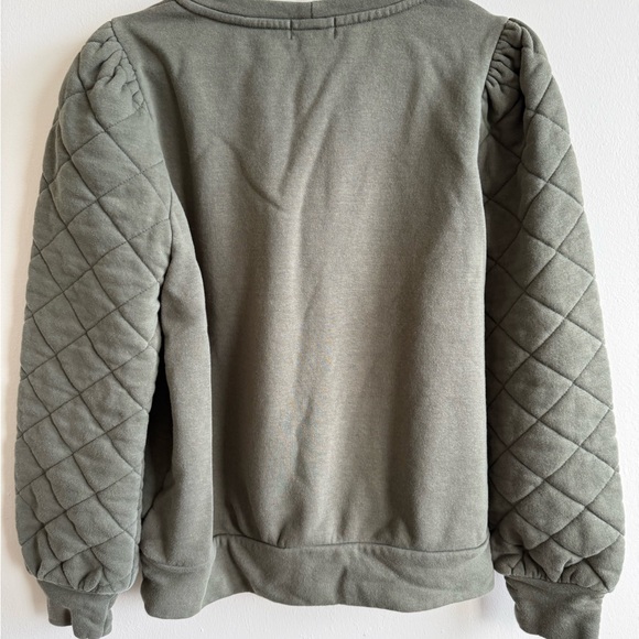 Evereve Olive Quilted Sleeve Sweatshirt - Picture 6 of 6
